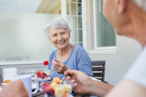 senior-lady-dementia-eating